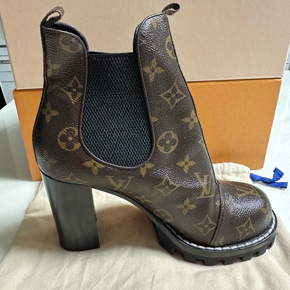 Louis Vuitton Ankle Boots - Picture 5 of 6